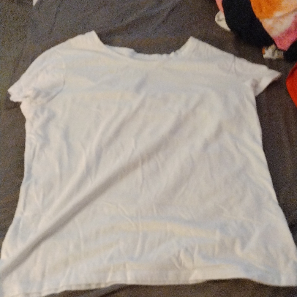 plain white shirt